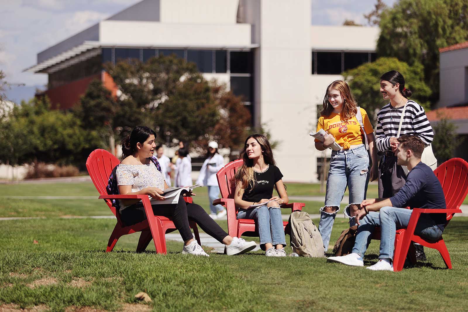 Saddleback College Students 2